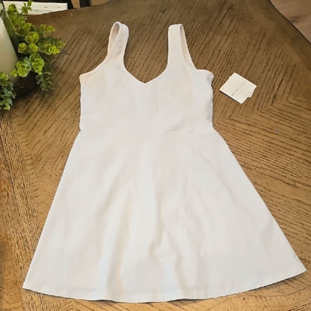 Beyond Yoga White Dress With Shorts Size S NWT